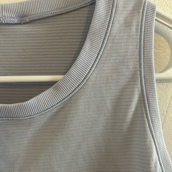 Lululemon hold tight tank - Picture 3 of 3
